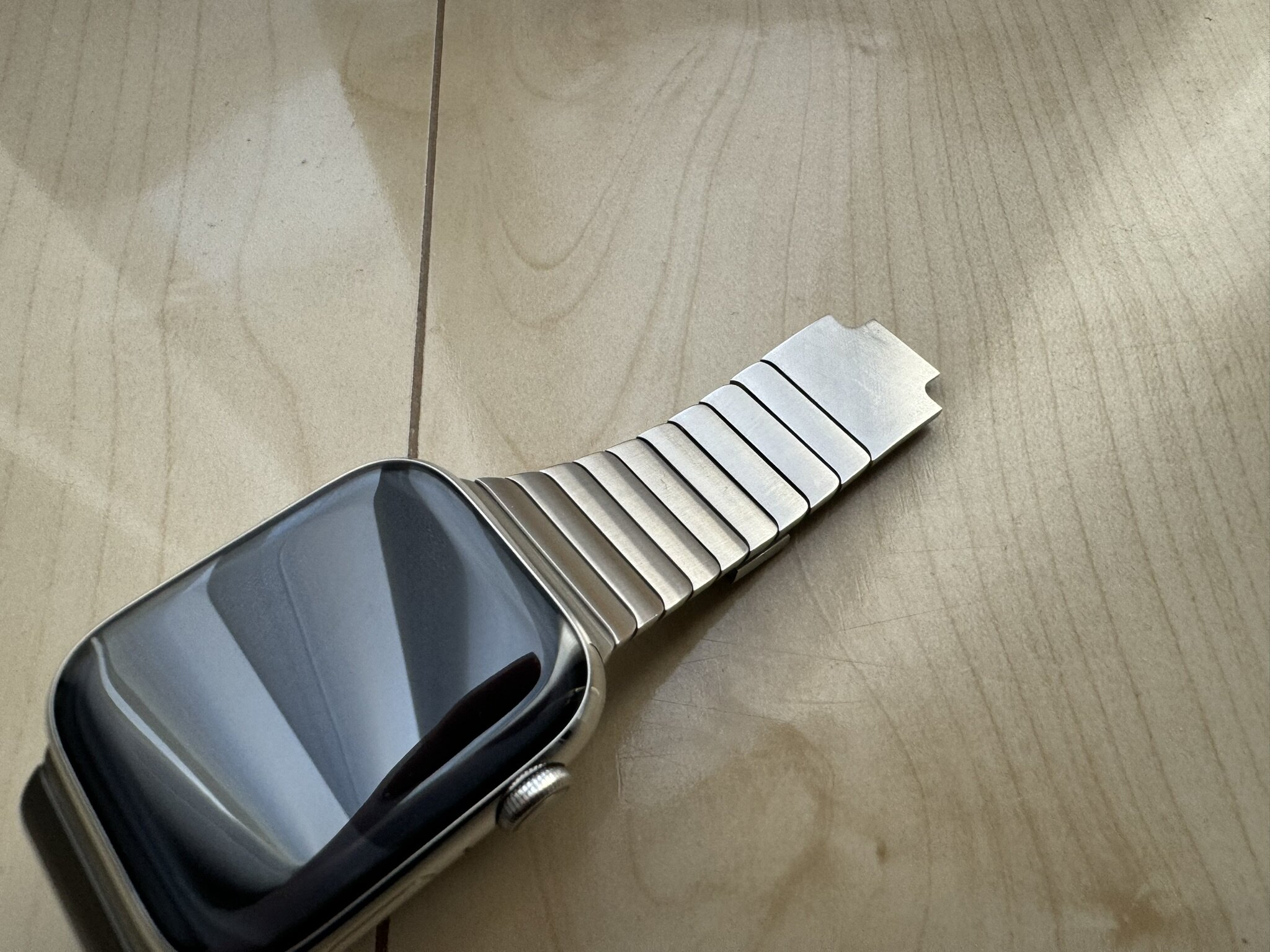 Apple純正42mmケース用シルバーリンクブレスレットを磨いてみる | とり